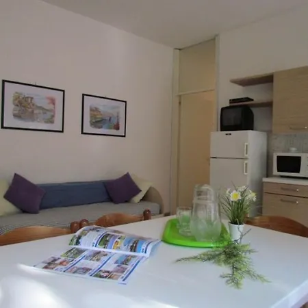 Beautiful Two Bedroom With Wi-fi And Parking Apartment Bibione
