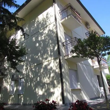 Beautiful Two Bedroom With Wi-fi And Parking
