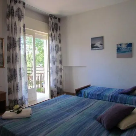Beautiful Two Bedroom With Wi-fi And Parking *