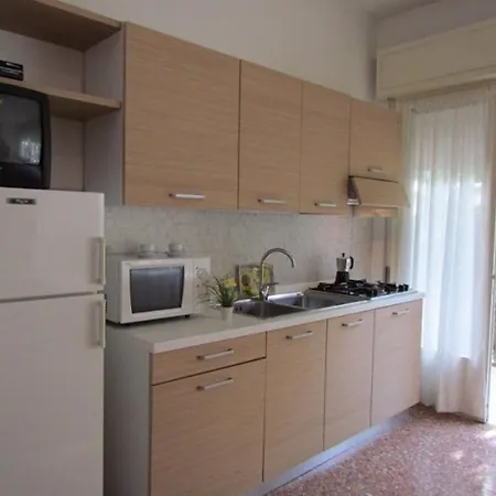 아파트 Beautiful Two Bedroom With Wi-fi And Parking
