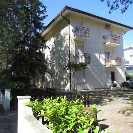 Beautiful Two Bedroom With Wi-fi And Parking *
